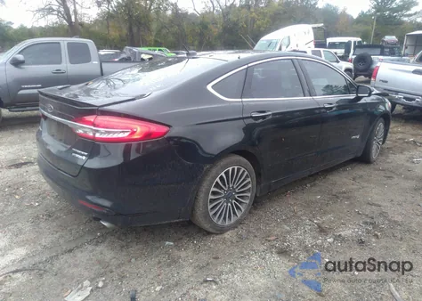 2017 Ford Fusion Hybrid Titanium from USA, damaged, VIN 3FA6P0RU1HR232815